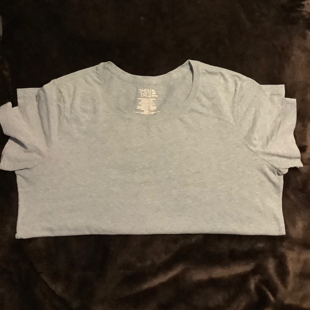 Time And Tru T-Shirt - Picture 4 of 5